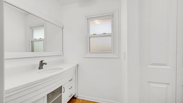 835 Tyler Avenue, Dyer, IN 46311