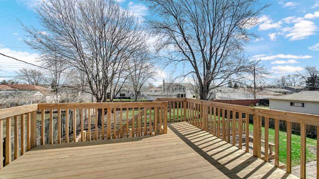 835 Tyler Avenue, Dyer, IN 46311