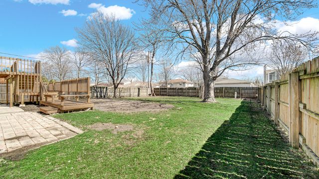 835 Tyler Avenue, Dyer, IN 46311