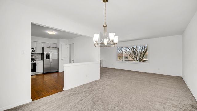 835 Tyler Avenue, Dyer, IN 46311