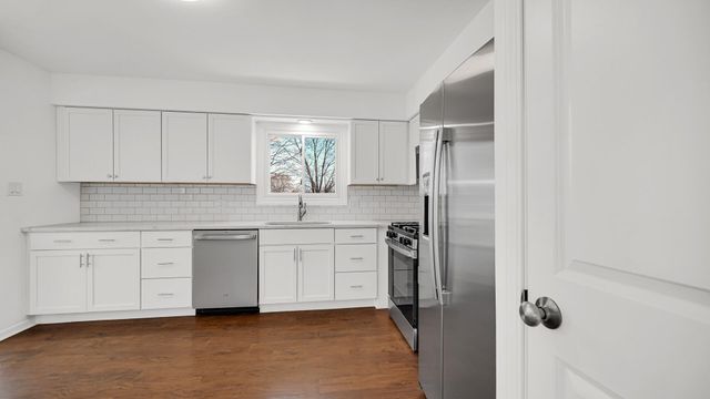 835 Tyler Avenue, Dyer, IN 46311