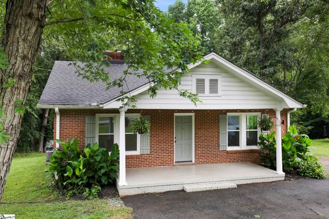 27 Maxie Avenue, Greenville, SC 29611