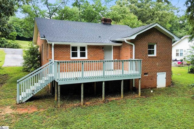 27 Maxie Avenue, Greenville, SC 29611
