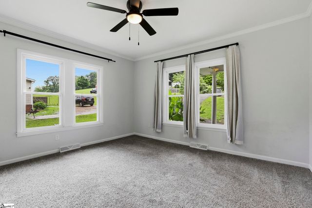 27 Maxie Avenue, Greenville, SC 29611