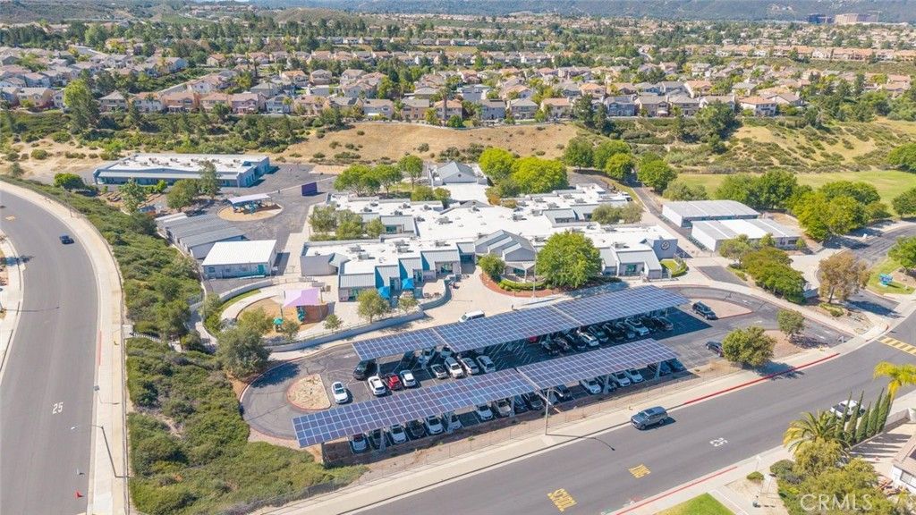 Image 35 of property listing at 33200 Camino Rubano, Temecula, CA 92592