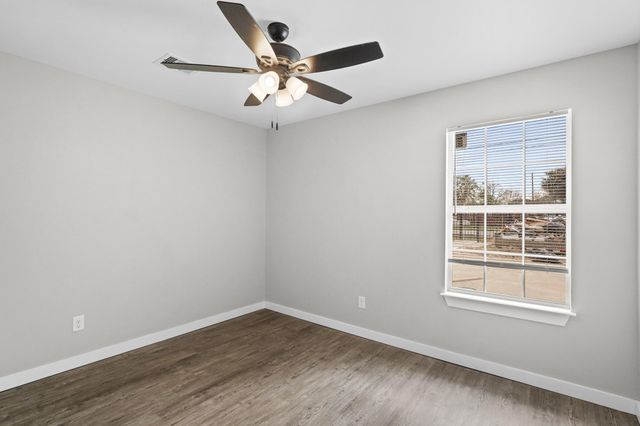 6121 Ridgemont Street C, Houston, TX 77087