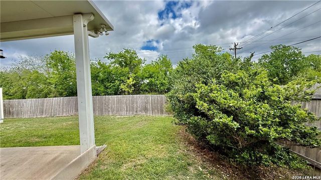 1660 W Nolte Farms, Seguin, TX 78155