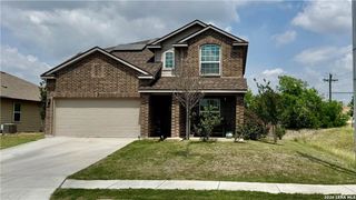1660 W Nolte Farms, Seguin, TX 78155