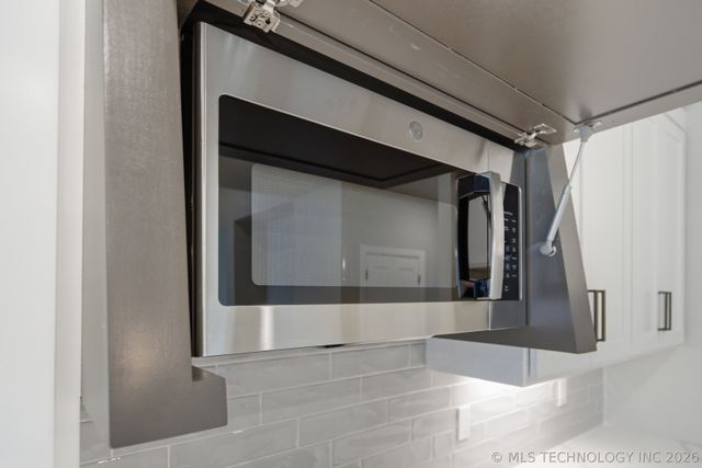 11544 S 261st East Avenue, Coweta, OK 74429