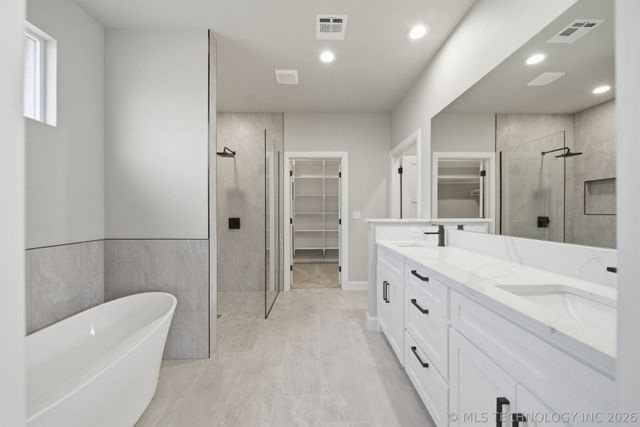 11544 S 261st East Avenue, Coweta, OK 74429