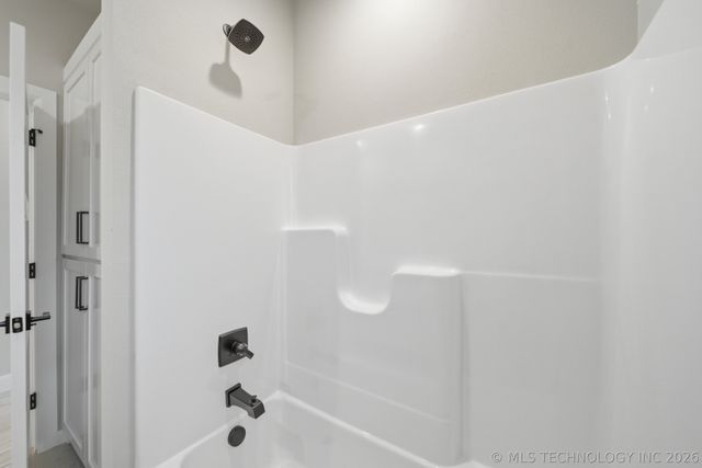 11544 S 261st East Avenue, Coweta, OK 74429