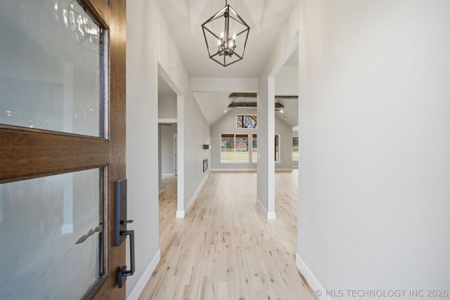 11544 S 261st East Avenue, Coweta, OK 74429