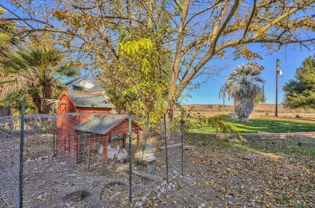 7996 Southside Road, Hollister, CA 95023