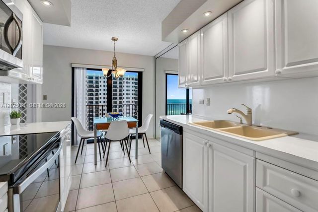 1201 S Ocean Drive 2003N, Hollywood, FL 33019