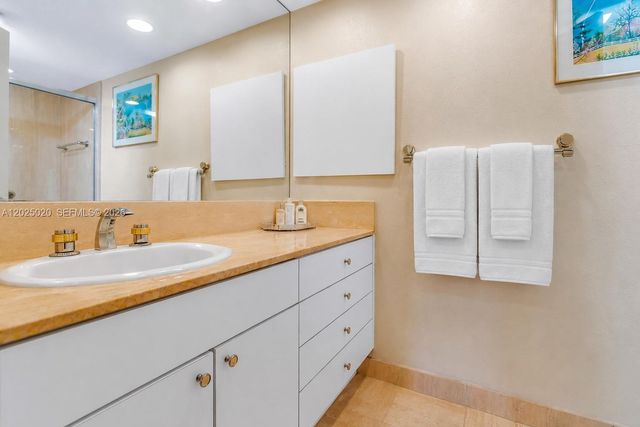 1201 S Ocean Drive 2003N, Hollywood, FL 33019