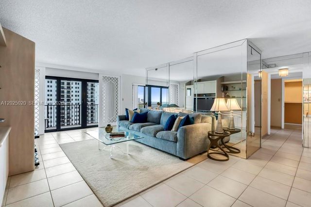 1201 S Ocean Drive 2003N, Hollywood, FL 33019