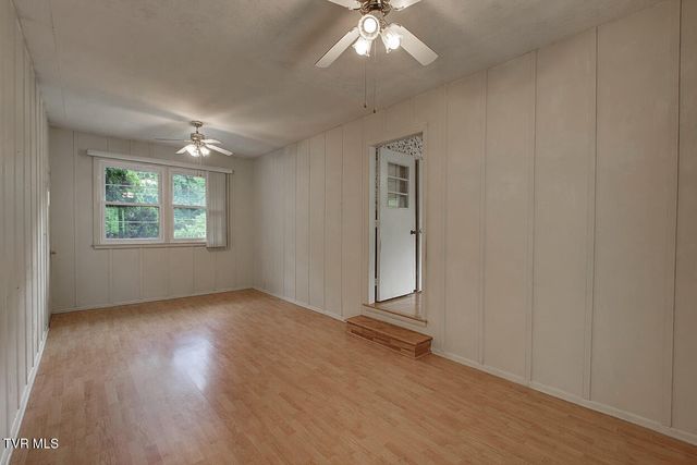 555 Valley Avenue, Erwin, TN 37650