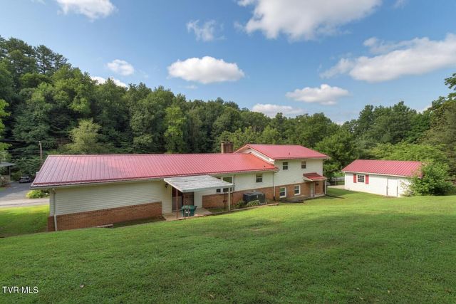 555 Valley Avenue, Erwin, TN 37650