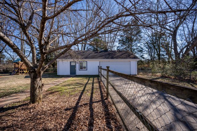 6620 Amanda Way, Murfreesboro, TN 37129