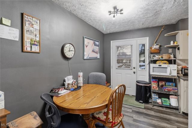 9924 Manorford Drive, Parma Heights, OH 44130