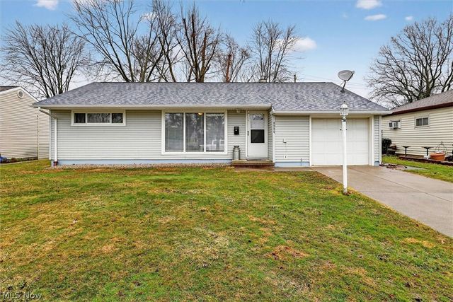 9924 Manorford Drive, Parma Heights, OH 44130