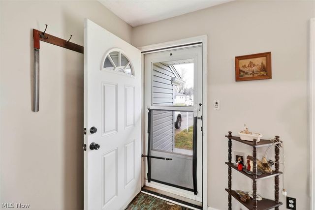 9924 Manorford Drive, Parma Heights, OH 44130