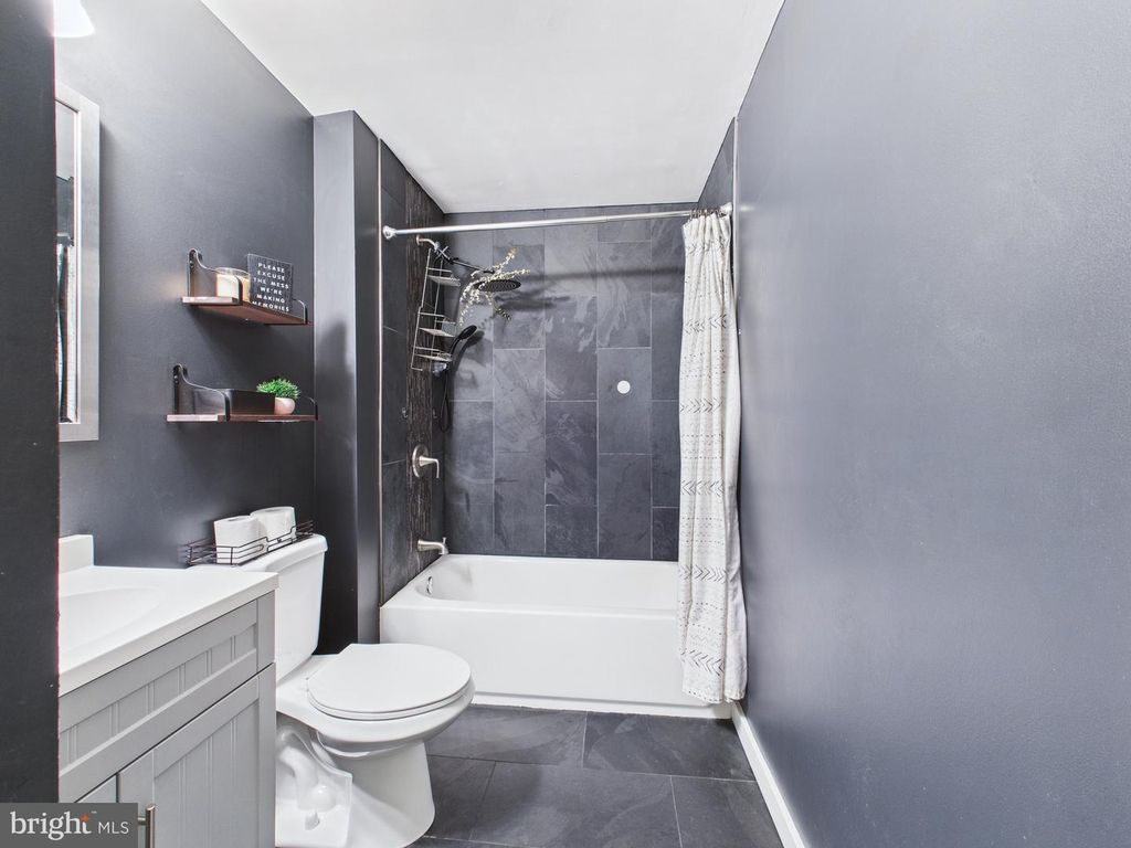 Image 19 of property listing at 319 SASSAFRAS RD, Baltimore, MD 21221