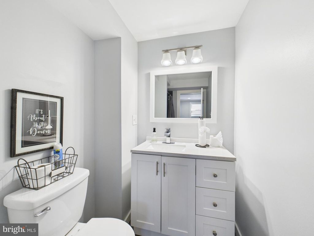 Image 34 of property listing at 319 SASSAFRAS RD, Baltimore, MD 21221