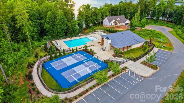 3283 Pyramid Peak Trail, Connelly Springs, NC 28612