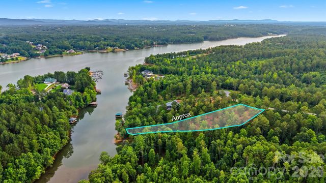 3283 Pyramid Peak Trail, Connelly Springs, NC 28612