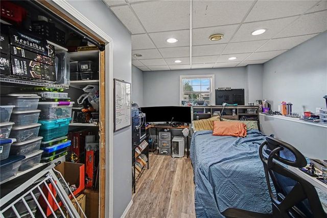 1108 E 18th Street, Kearney, MO 64060