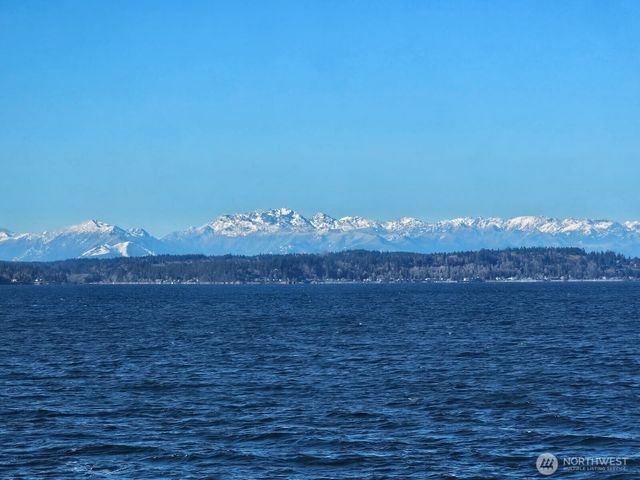 2236 Alki Avenue SW, Seattle, WA 98116