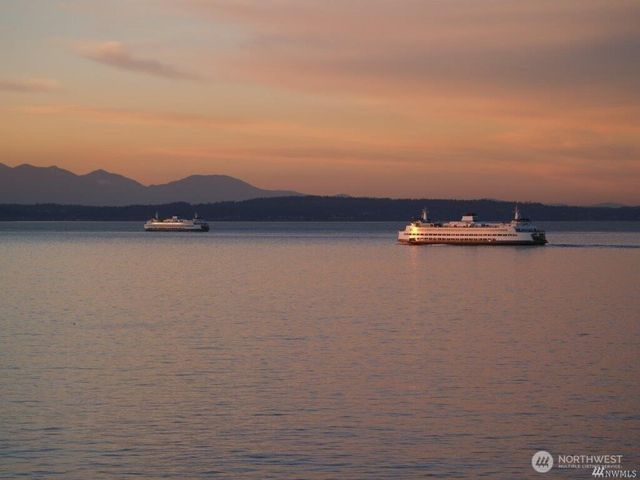 2236 Alki Avenue SW, Seattle, WA 98116