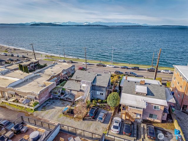 2236 Alki Avenue SW, Seattle, WA 98116