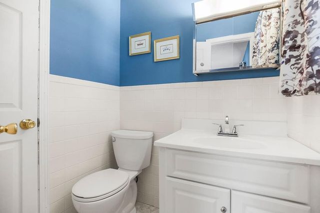 7606 NW Pampas Lane, Parkville, MO 64152