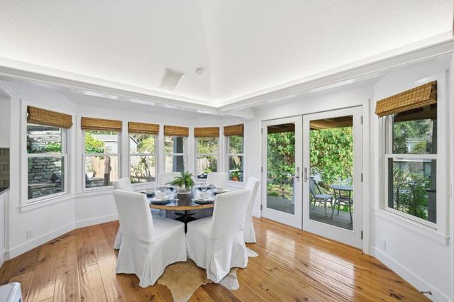 810 Glencrag Way, Woodside, CA 94062