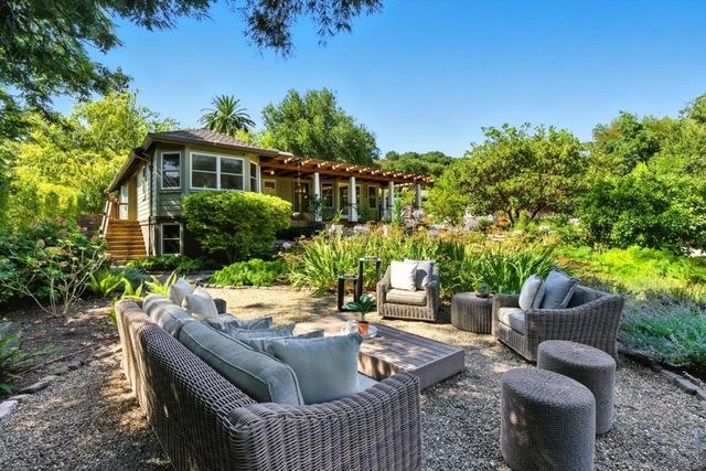 810 Glencrag Way, Woodside, CA 94062