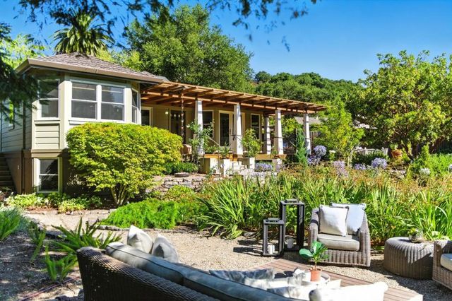 810 Glencrag Way, Woodside, CA 94062