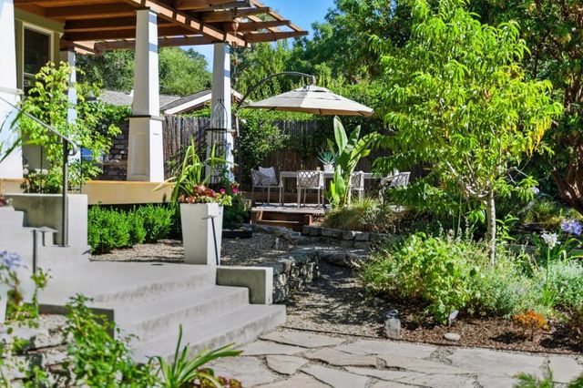 810 Glencrag Way, Woodside, CA 94062