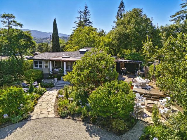 810 Glencrag Way, Woodside, CA 94062