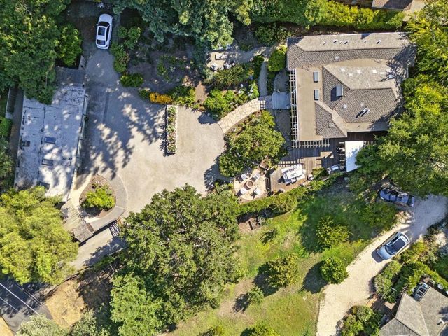 810 Glencrag Way, Woodside, CA 94062