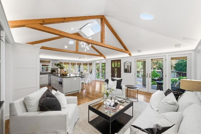 810 Glencrag Way, Woodside, CA 94062