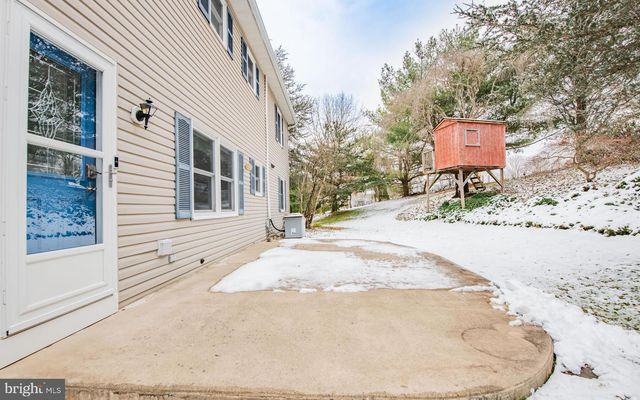 1094 REDWING ROAD, Lock Haven, PA 17745