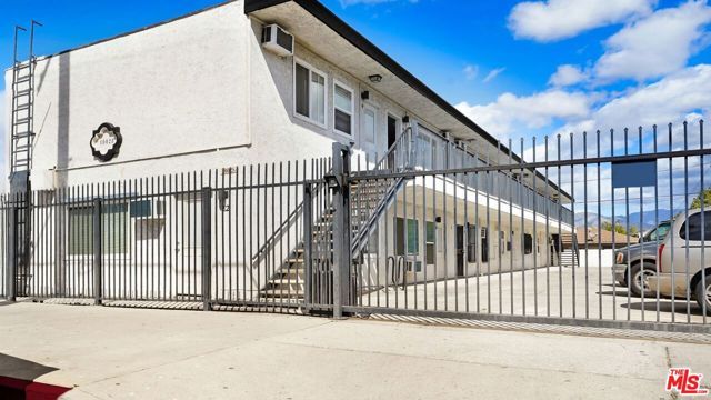 12602 Correnti Street, Pacoima (los Angeles), CA 91331