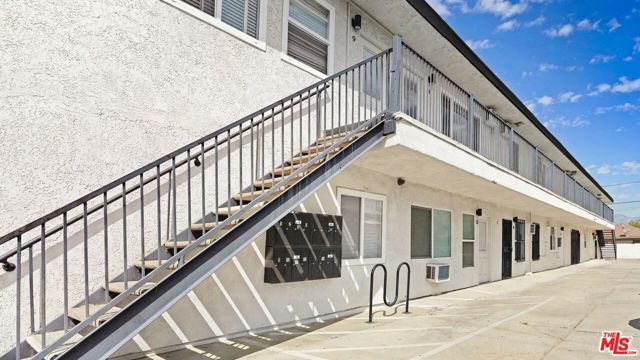 12602 Correnti Street, Pacoima (los Angeles), CA 91331