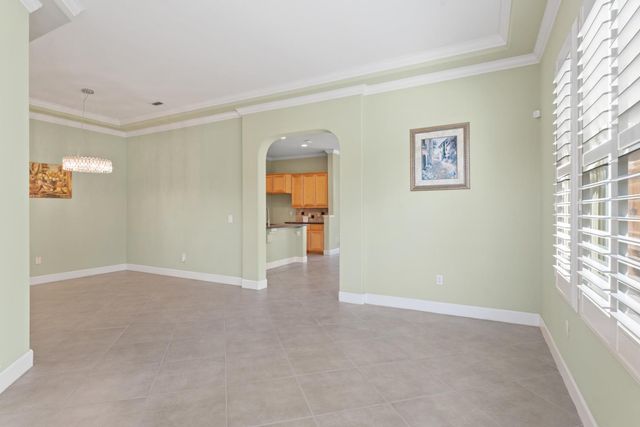 1910 Charm Way, Sacramento, CA 95835