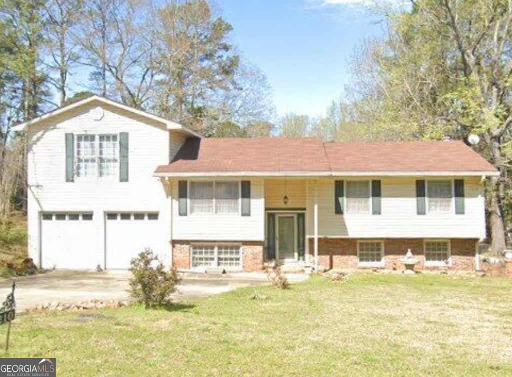 210 Hearthstone Drive, Lagrange, GA 30241