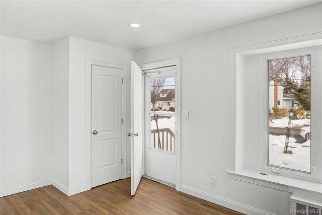 6 Maple Lane, Massapequa Park, NY 11762