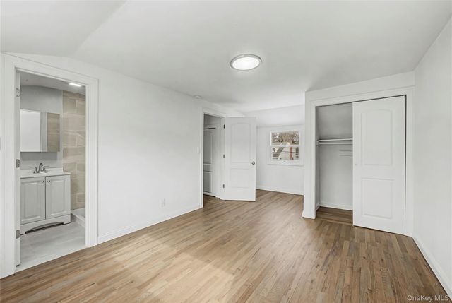 6 Maple Lane, Massapequa Park, NY 11762