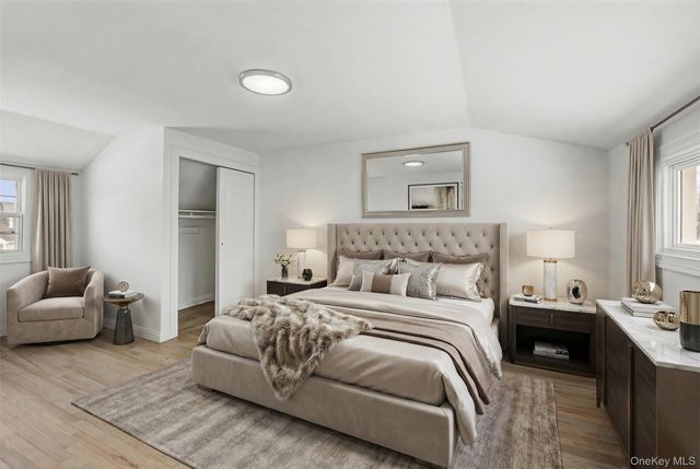 6 Maple Lane, Massapequa Park, NY 11762